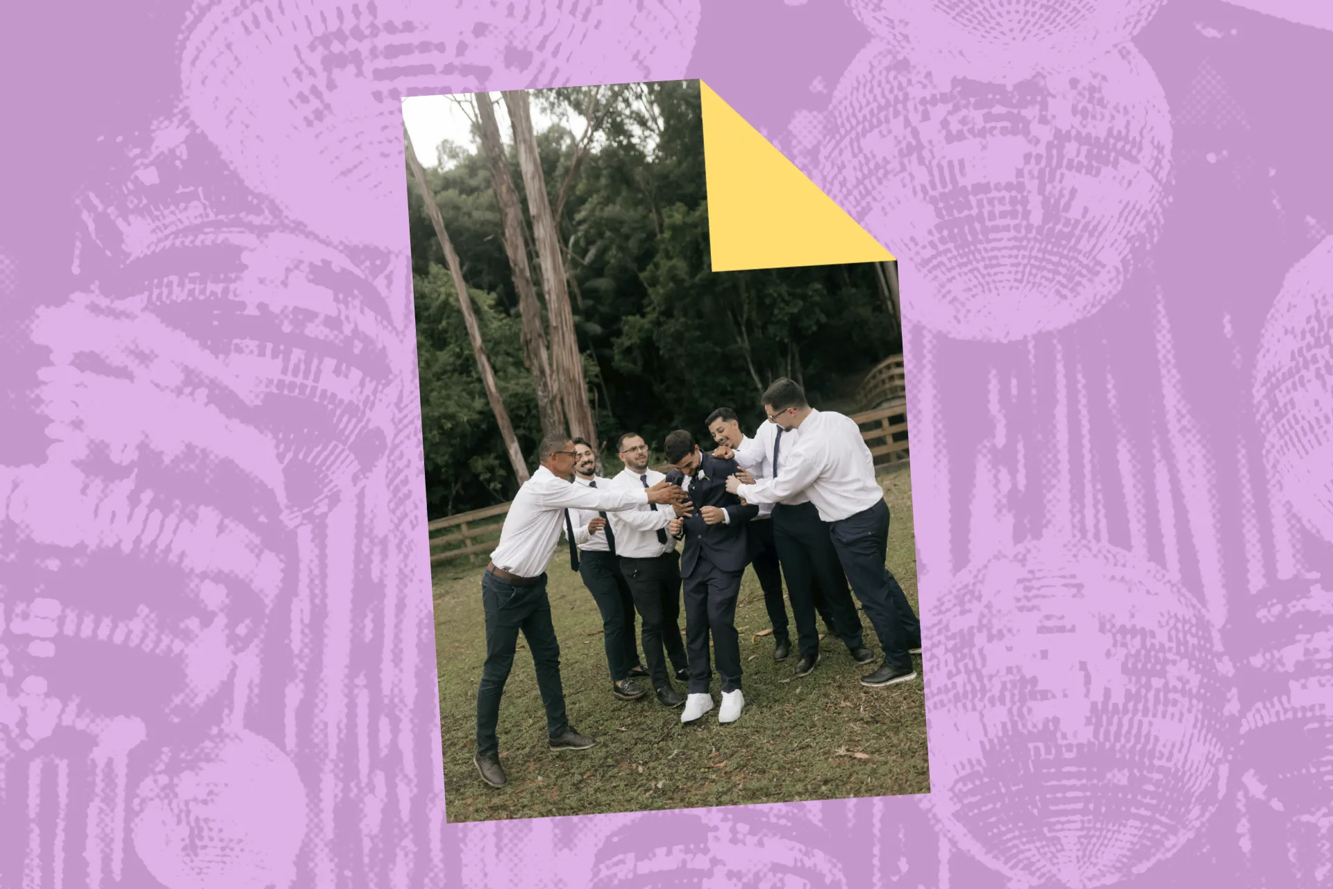 Amigos celebrando en un evento organizado con Invitalo